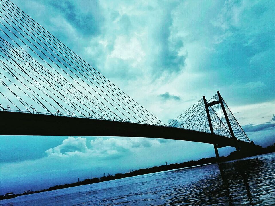 Photo of Vidyasagar Setu, Howrah, West Bengal, India by Aditya Sen