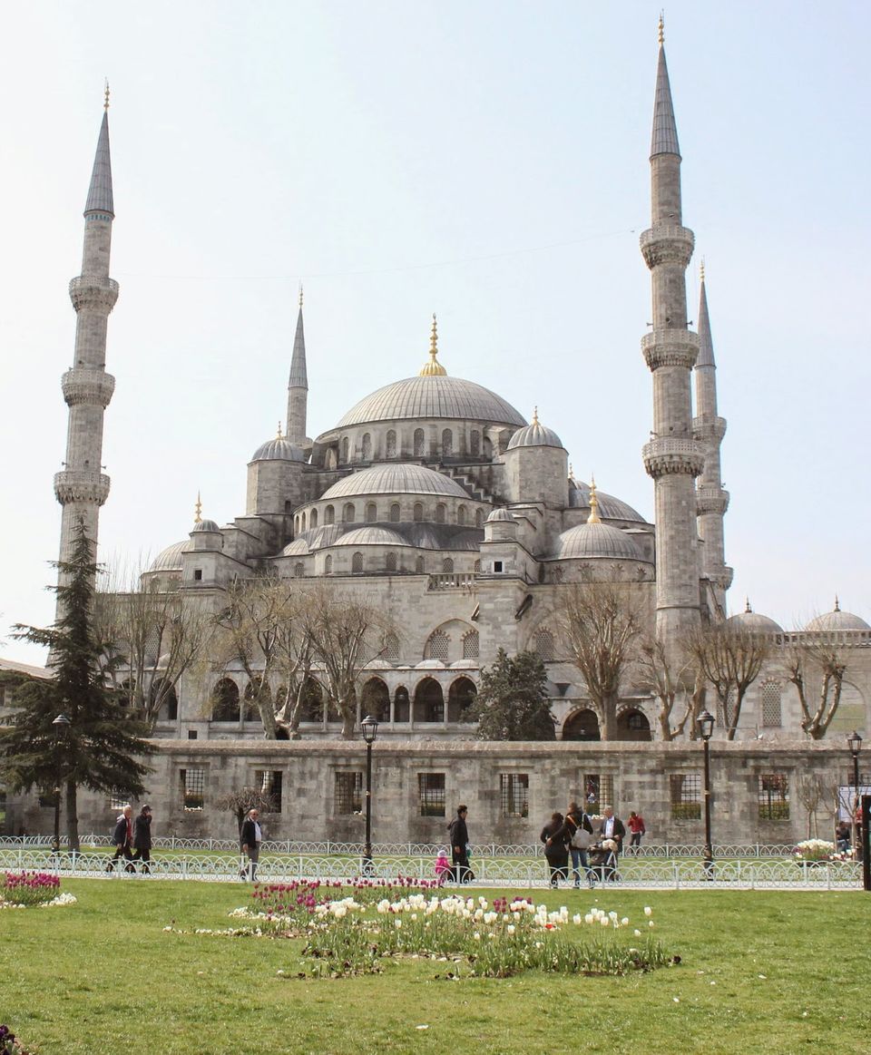 Photo of Sultan Ahmet Otoparki, Torun Sokak, Istanbul, Turkey by Jyoti sharma