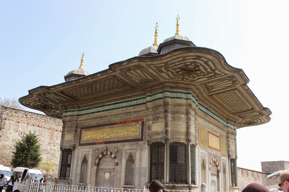 Photo of Sultan Ahmet Otoparki, Torun Sokak, Istanbul, Turkey by Jyoti sharma