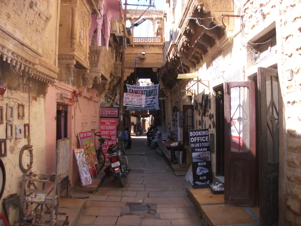 Photo of Jaisalmer Fort, Amar Sagar Pol, Jaisalmer, Rajasthan, India by Samantha Mascarenhas