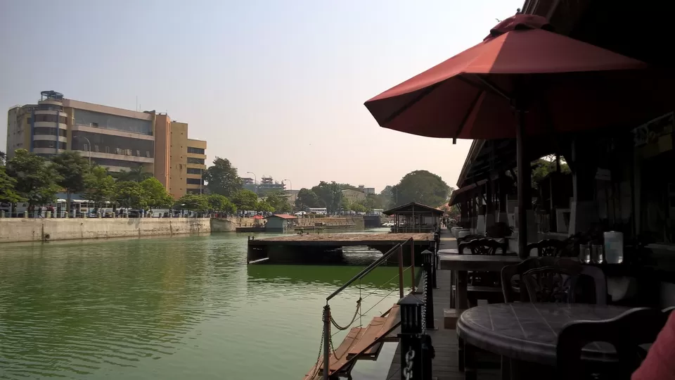 Photo of Pettah Floating Market, West East Bastian Mawatha, Colombo, Sri Lanka by Samantha Mascarenhas
