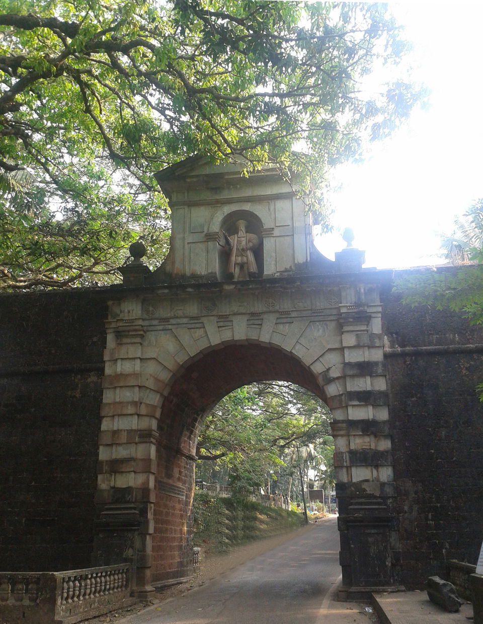 Photo of Along the coastline of Goa on two wheels 16/42 by Samantha Mascarenhas