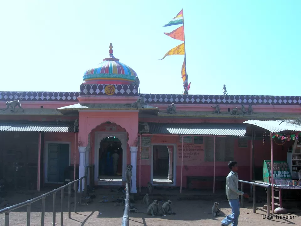 Photo of Ganesh Mandir, Qila Ranthambor, Rajasthan, India by Prasad Np