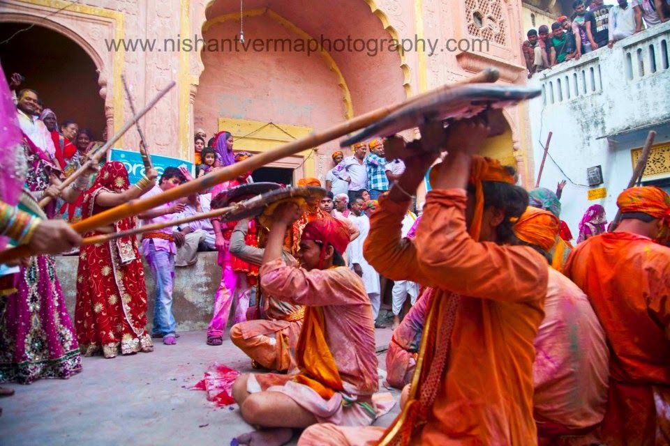 Photo of Barsana - Lathmaar Holi 1/9 by Nishant Verma