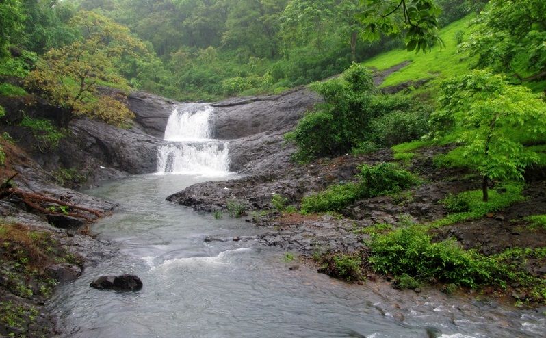 Photo of Yeoor Hills - two folded charm 11/16 by Ajay