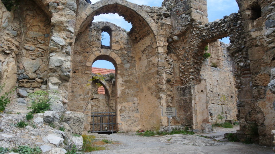 Photo of St Hilarion, Kyrenia by Kayli Olson