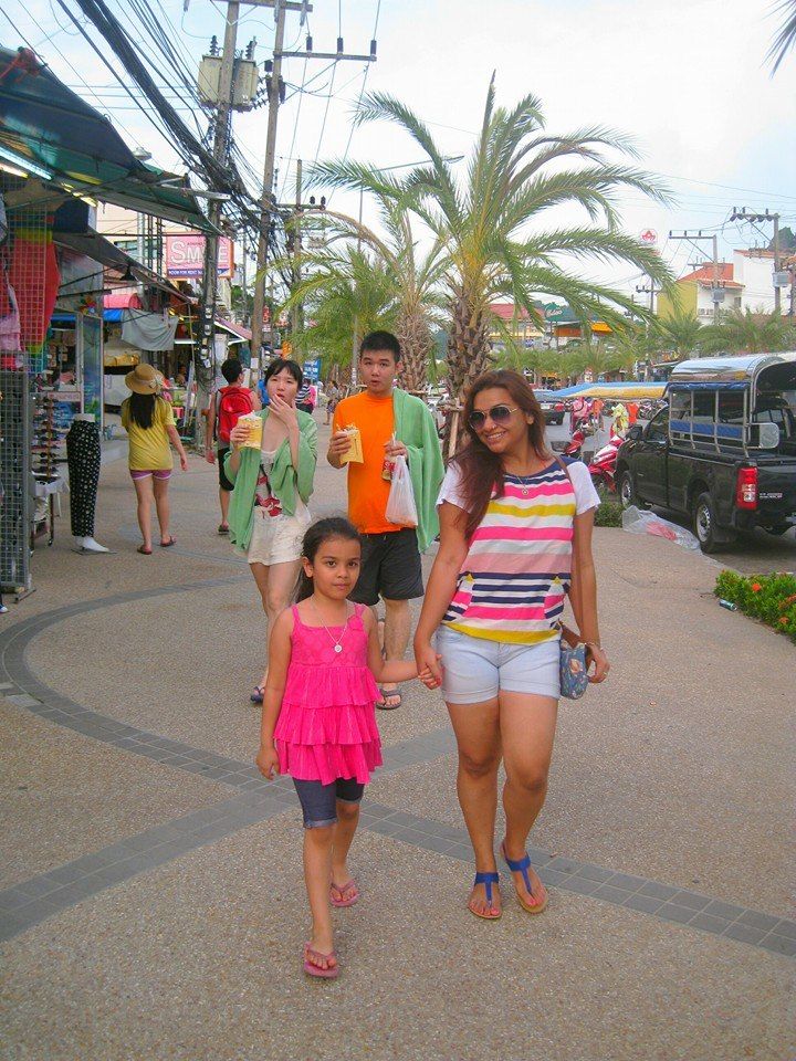 Photo of krabi island and bangkok thailand by Naghma Naushad