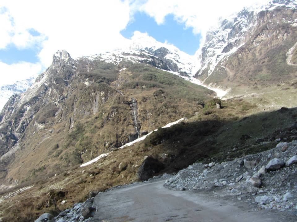 Photo of Sikkim: Hills Calling 86/158 by Mills Banerjee