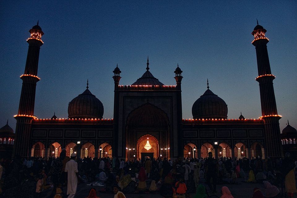 Photo of Iftar at Jama Masjid, Delhi by Ragini Puri