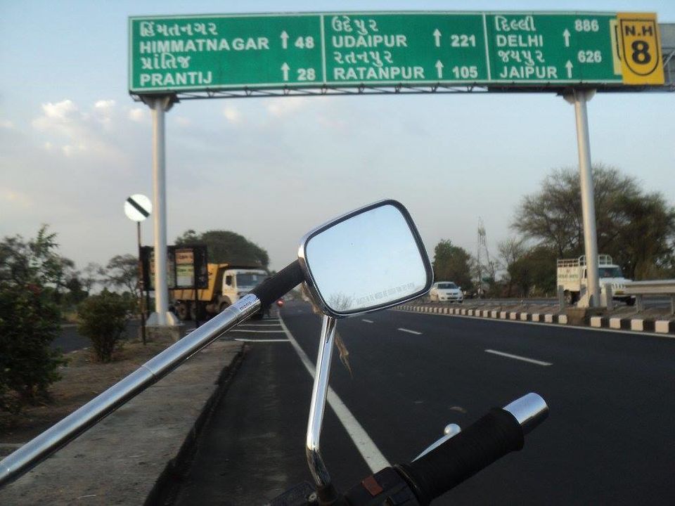 Photo of Pune-Leh-Pune Bike Road Trip Of 6506 km 12/49 by Vineet Gupta
