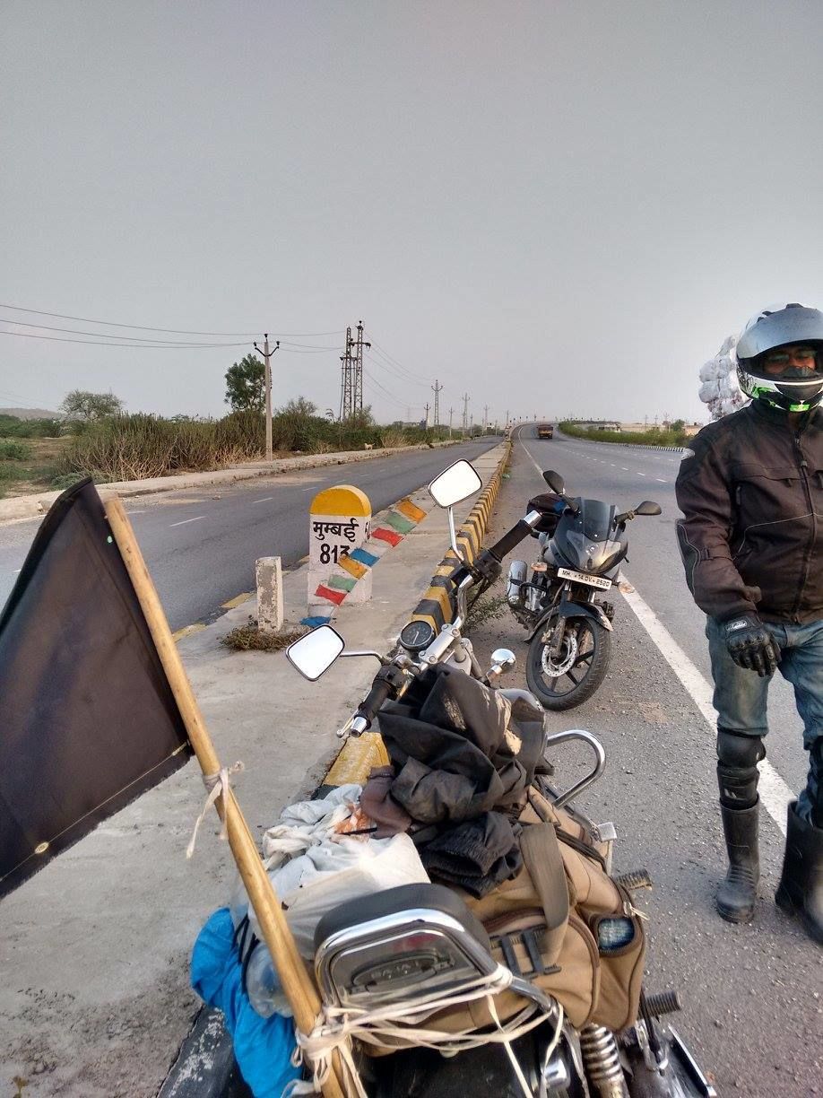 Photo of Pune-Leh-Pune Bike Road Trip Of 6506 km 45/49 by Vineet Gupta