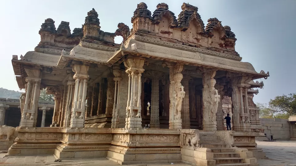 Photo of Gopi Rooftop Restaurant, Hampi, Karnataka, India by Sujeet Joshi
