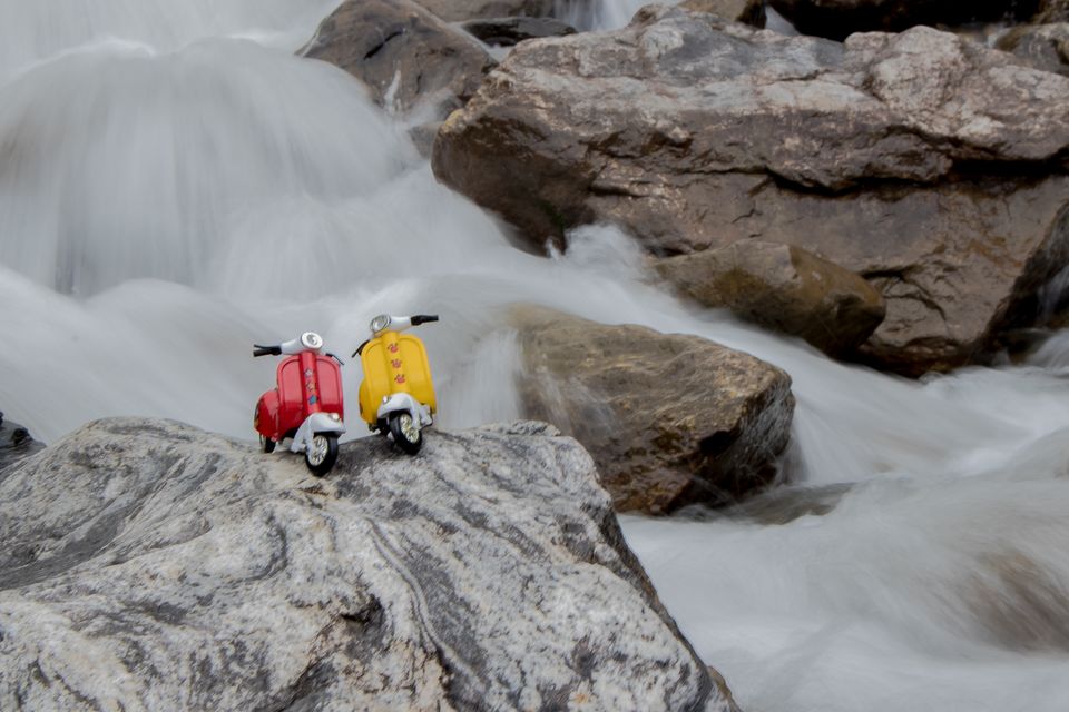 Photo of Lose the Paunch, Get the Poncho: Monsoon Trek to Valley of Flowers & Hemkund Sahib by Arjit Anand
