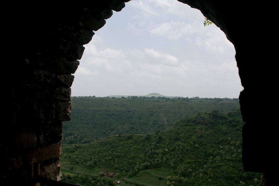 Photo of Mandu: Hidden & Forgotten Tale of Love 2/51 by Archana Relan