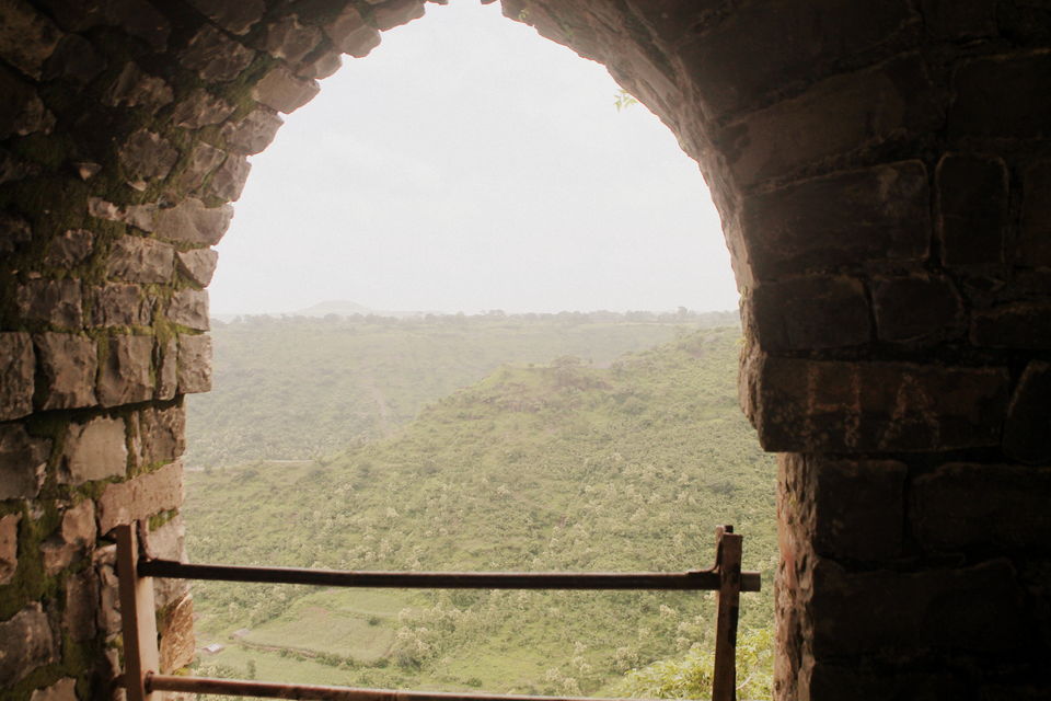 Photo of Mandu: Hidden & Forgotten Tale of Love 3/51 by Archana Relan