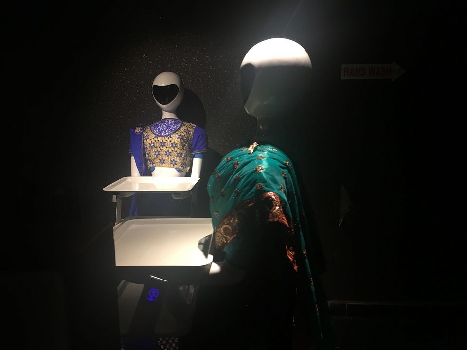 Photo of This Restaurant In Chennai Has Robots Serving You Food And Communicating In Tamil and English! by Neha Bhise Sadalge