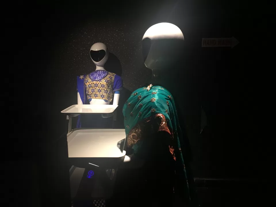 Photo of This Restaurant In Chennai Has Robots Serving You Food And Communicating In Tamil and English! by Neha Bhise Sadalge