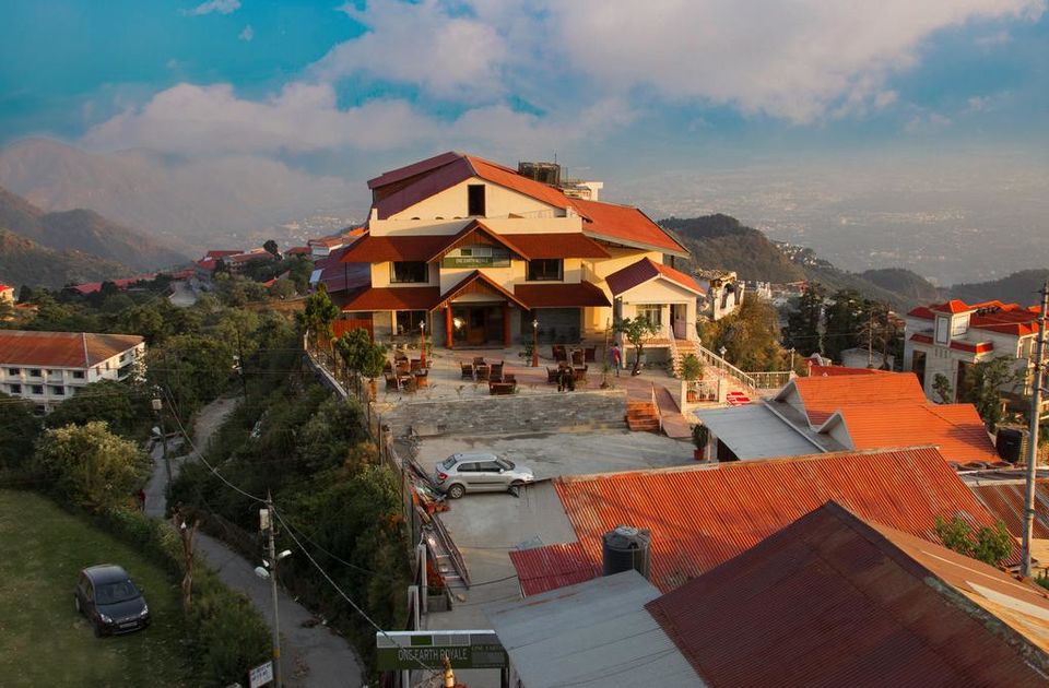 Photo of Looking for Luxurious Stays in the Mountains on a Budget? Head to Landour for Gorgeous Properties by Neha Bhise Sadalge