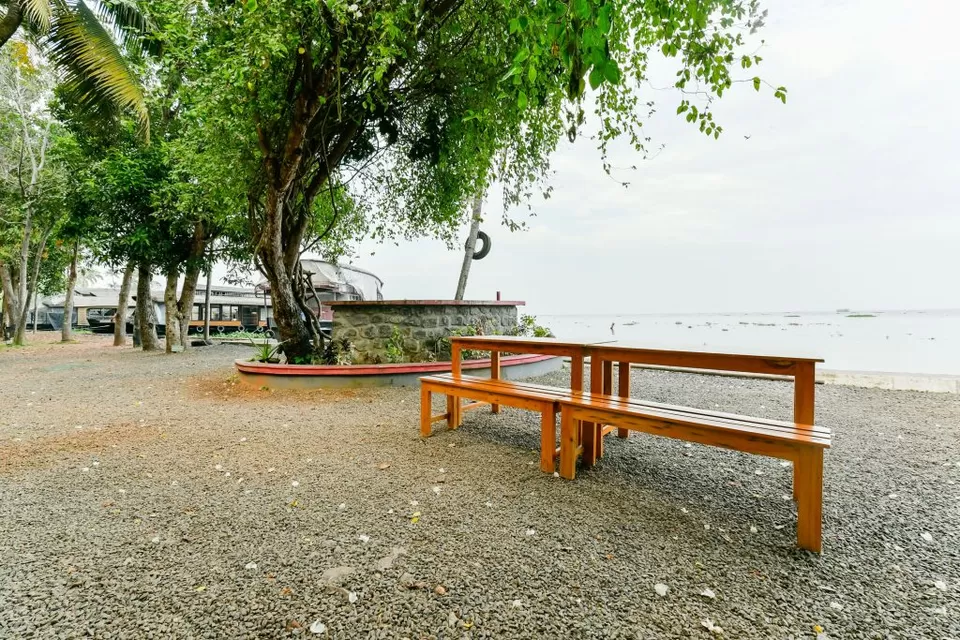 Photo of Stay in a Floating Room at Vembanad Lake in Kerala by Neha Bhise Sadalge