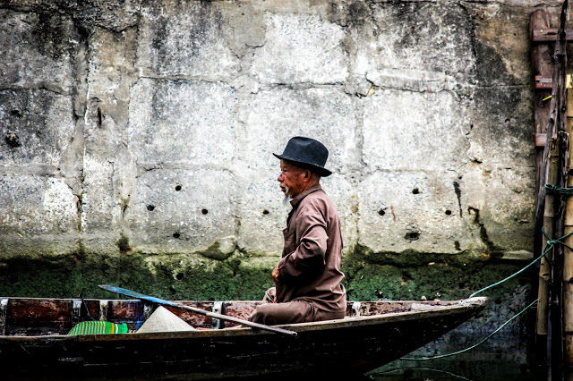 Photo of Walking down the Streets of Hoi An by Nitin Bothra