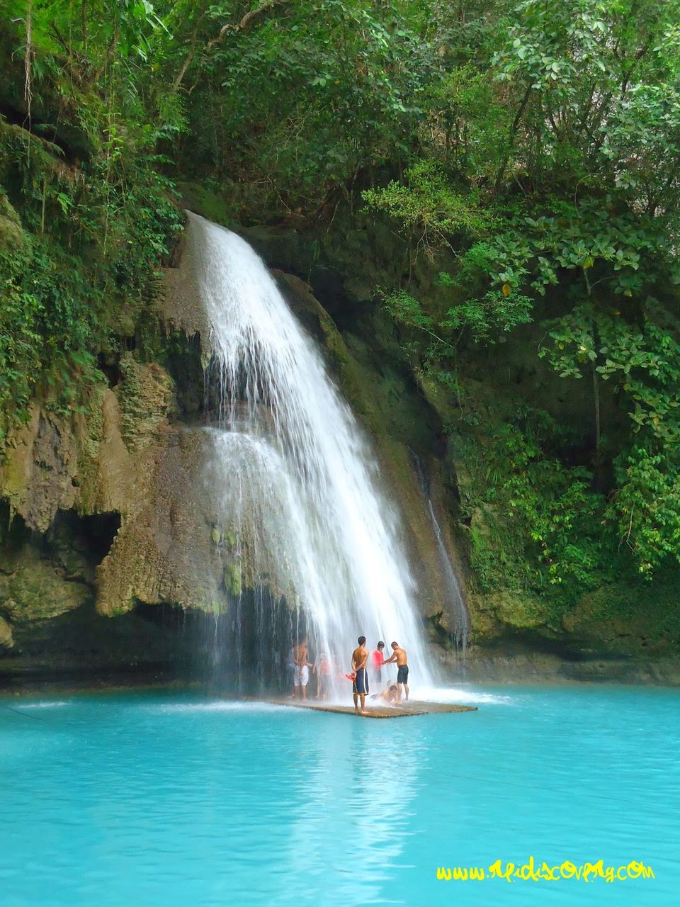 Photo of Kawasan Falls, Badian, Central Visayas, Philippines by Reid Magbanua