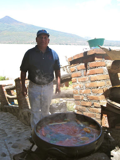 Photo of Lago de Patzcuaro/Lake Patzcuaro 41/43 by Dianne