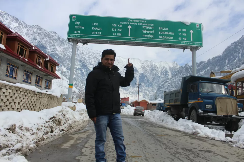 Photo of Kashmir...The only Heaven on Earth by Mangesh Chaphekar