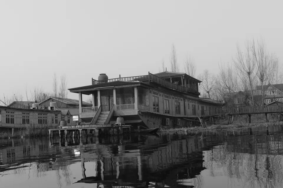 Photo of Kashmir...The only Heaven on Earth by Mangesh Chaphekar