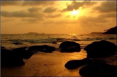 Photo of FAMOUS BEACHES TO SEE IN INDIA 2/5 by Backpack With Radhika(radnara .wordpress.Com)