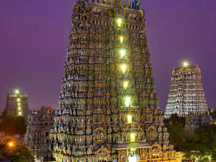 Photo of BEAUTIFUL SPOT OF INDIA 1 - MEENAKSHI AMMAN TEMPLE 1/4 by Radhika Narasimhan
