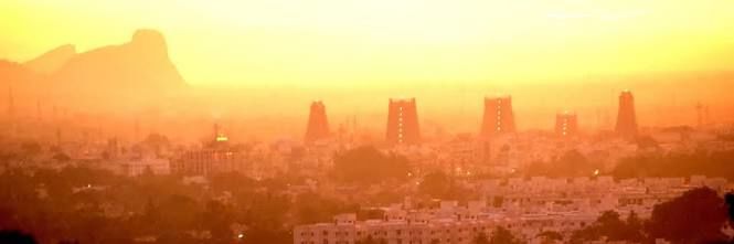 Photo of BEAUTIFUL SPOT OF INDIA 1 - MEENAKSHI AMMAN TEMPLE 2/4 by Radhika Narasimhan