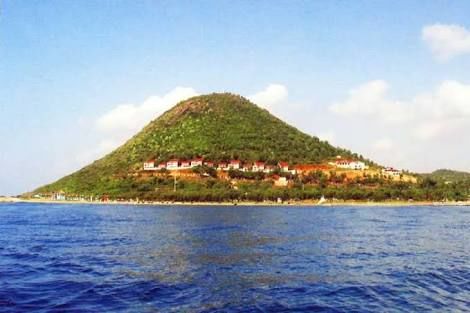 Photo of Coolest Beaches to Visit in Summer- India 3/10 by Radhika Narasimhan