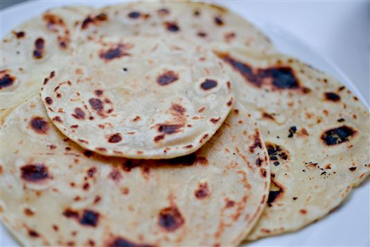 Photo of Type of Indian Breads to taste in India 1/11 by Backpack With Radhika(radnara .wordpress.Com)