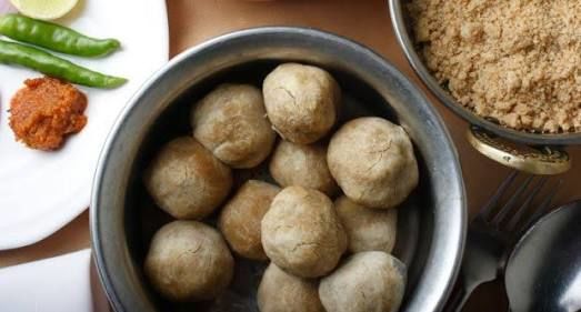 Photo of Type of Indian Breads to taste in India 3/11 by Backpack With Radhika(radnara .wordpress.Com)