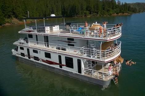 Photo of Awesome boat rides to try 2/3 by Radhika Narasimhan