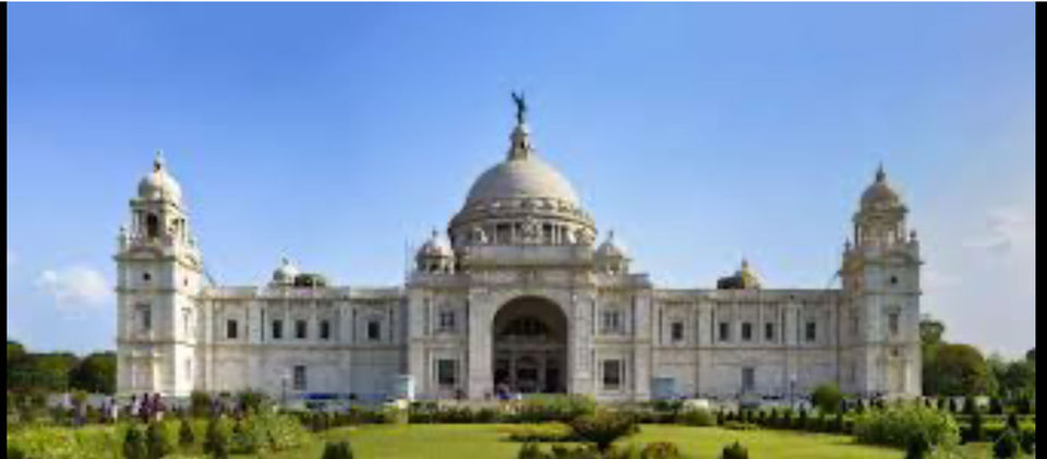 Photo of FAMOUS HISTORICAL PLACES TO SEE IN INDIA 4/10 by Radhika Narasimhan