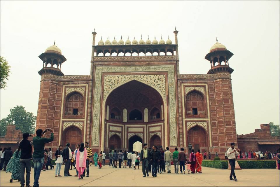 Photo of Taj Mahal, Agra, Uttar Pradesh, India by Rahul Arora