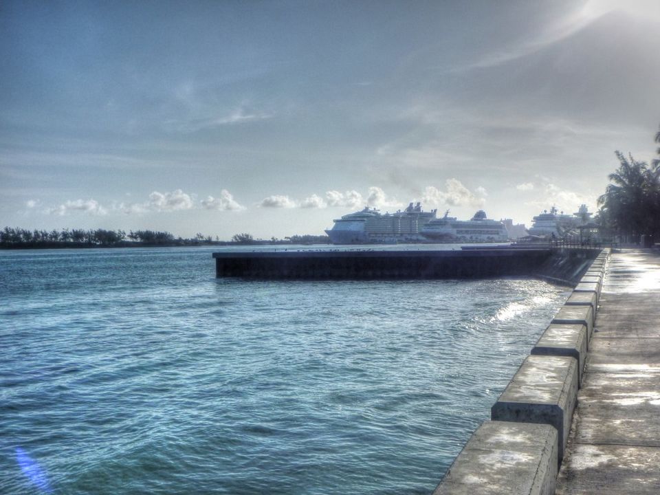 Photo of Stunning Waters in the Bahamas 4/7 by Jill & Curtis