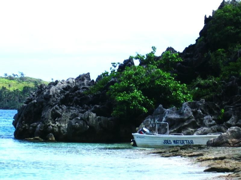 Photo of Fiji's Fantastic Yasawa Island Archipelago 5/10 by Shaz, Roamaholic