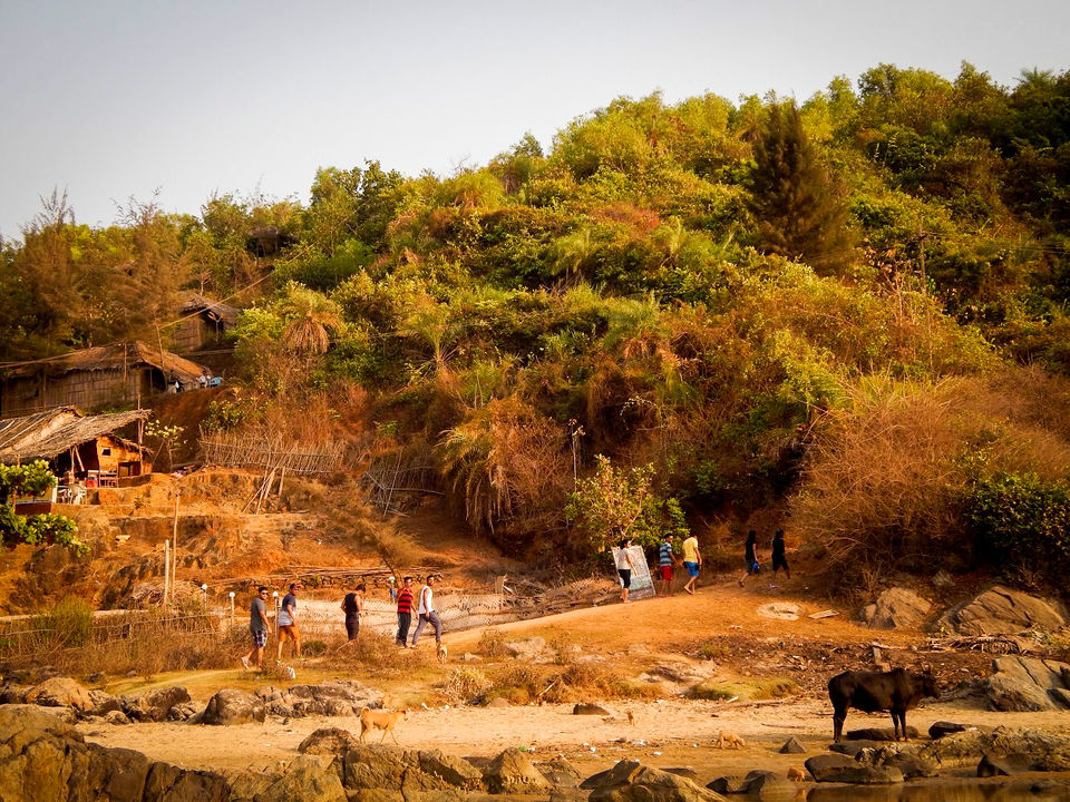 Photo of Gokarna - Yes We Played Holi On The Beach by Tithi_Globetrotter
