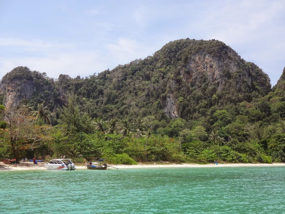 Photo of Messing about in Boats on Phi Phi, Thailand 14/14 by Lydia C. Lee