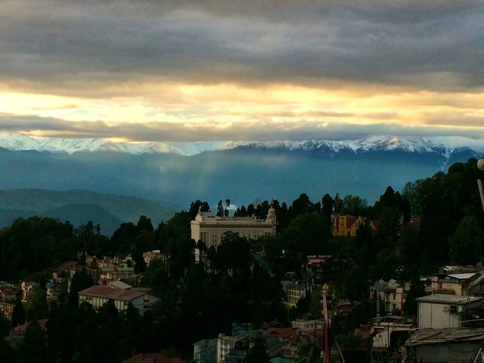 Photo of Darjeeling, West Bengal, India by Lavi