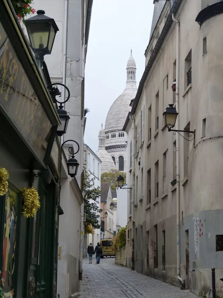 Photo of Basilique du Sacre Coeur, Rue du Chevalier de la Barre, Paris, France by Stefania