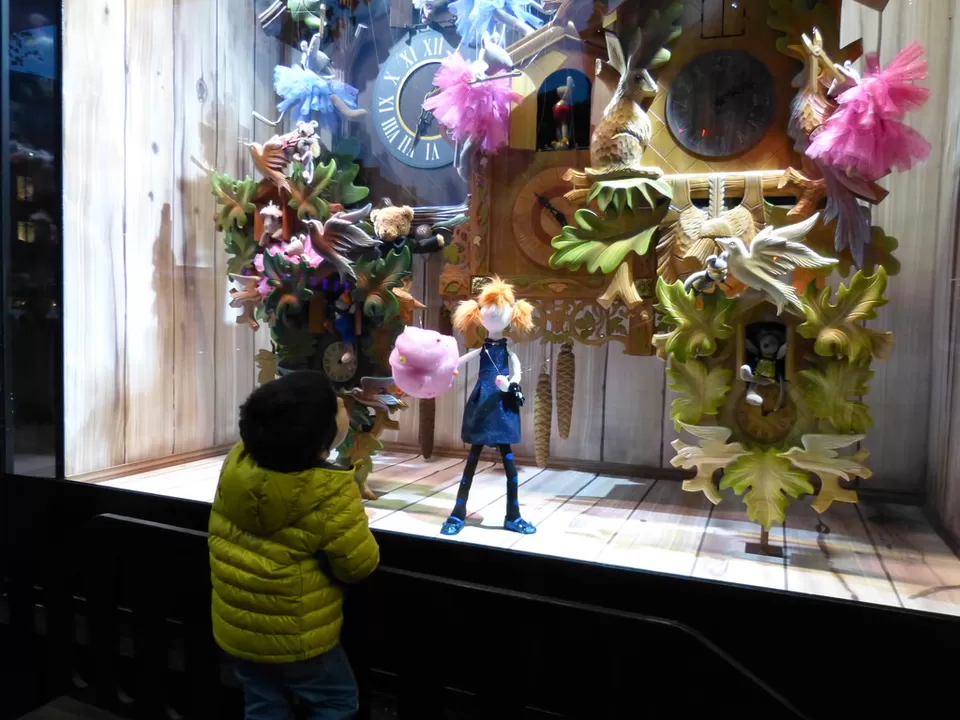 Photo of Galeries Lafayette, Paris, France by Stefania