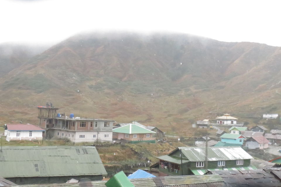 Photo of A love trip to Zuluk, Nathang through the zigzag roads! 11/27 by Anirban Roy