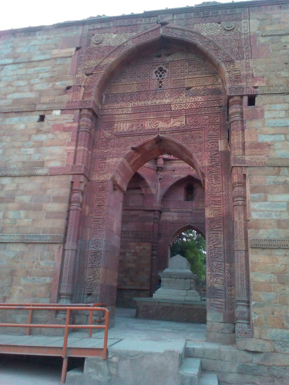 Photo of A jump into history – Qutub Minar 9/23 by Pooja