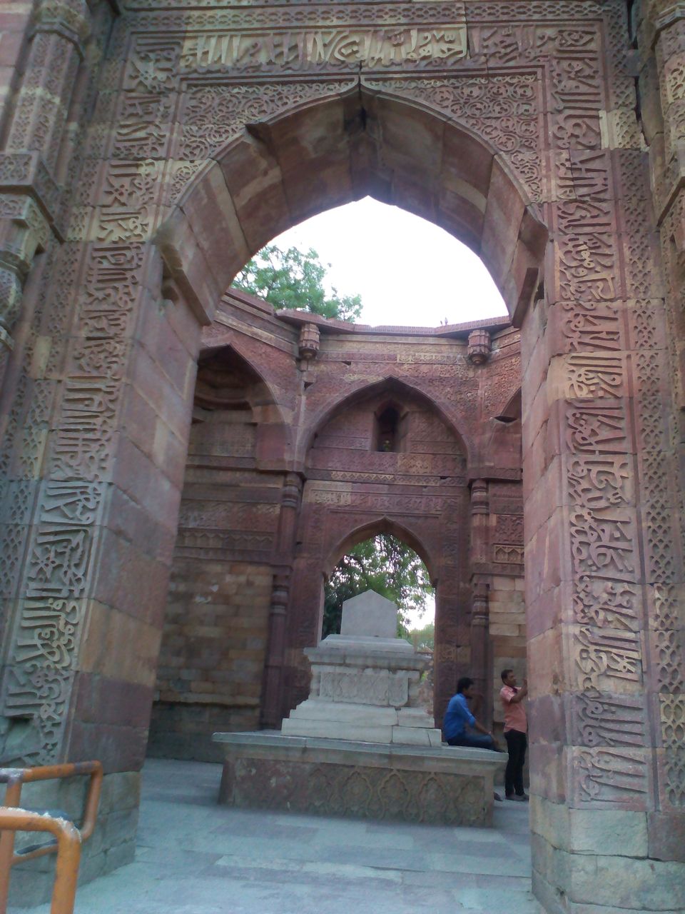 Photo of A jump into history – Qutub Minar 10/23 by Pooja