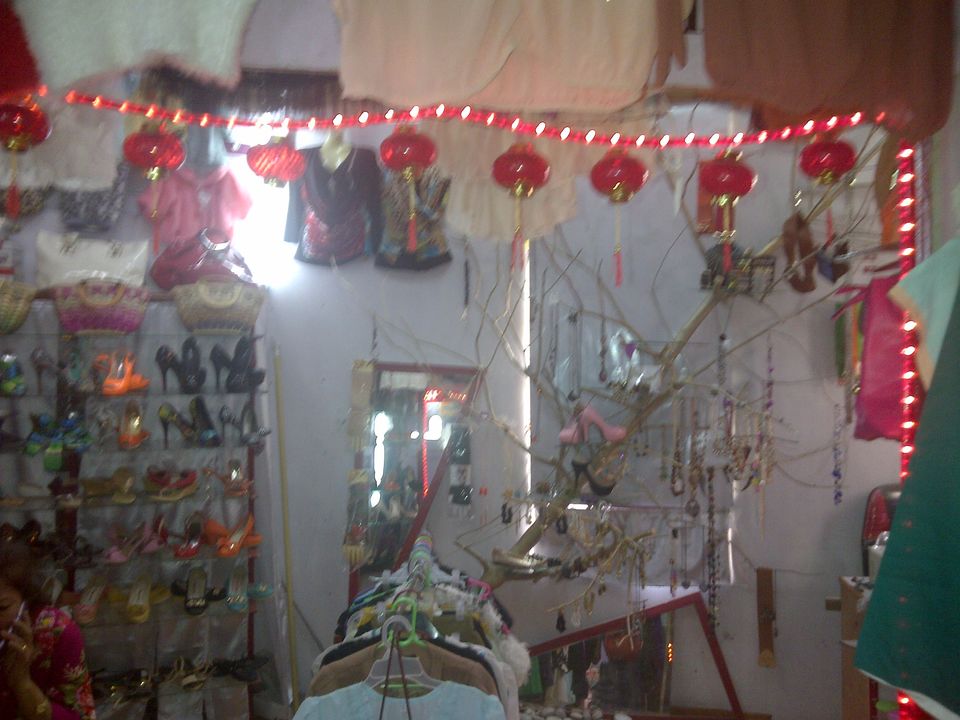 Photo of Awesome Aizawl - City with fab flea market fashion 8/9 by Garima Sharma