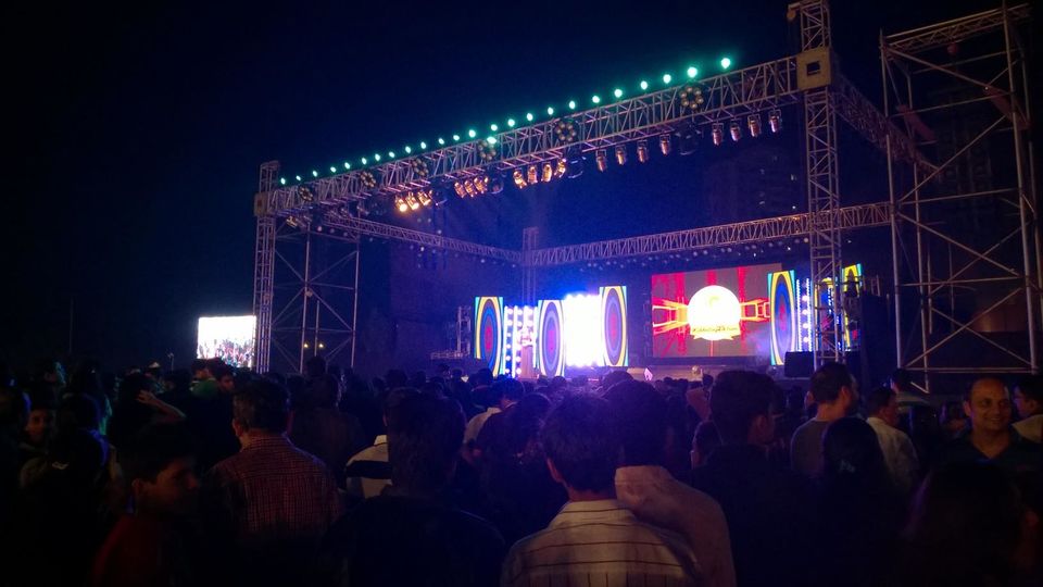 Photo of Dreamers Dream - Mumbai 10/36 by WayfarerWoman
