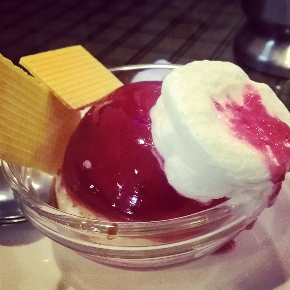 Photo of Blue Nile Restaurant, Pune, Maharashtra, India by WayfarerWoman
